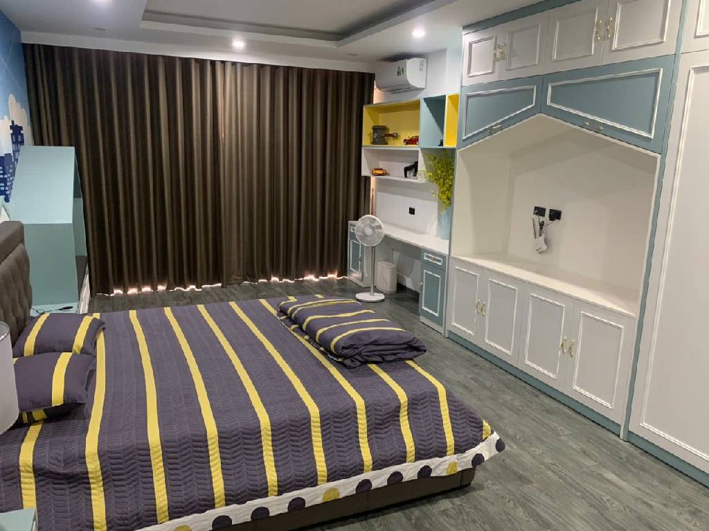 Bán nhà Bùi Ngọc Dương - diện tích 72m2 6 tầng - ô tô tránh - giá 31,5 tỷ