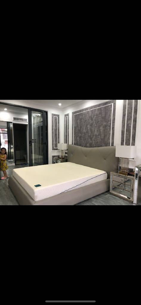 Bán nhà Bùi Ngọc Dương - diện tích 72m2 6 tầng - ô tô tránh - giá 31,5 tỷ