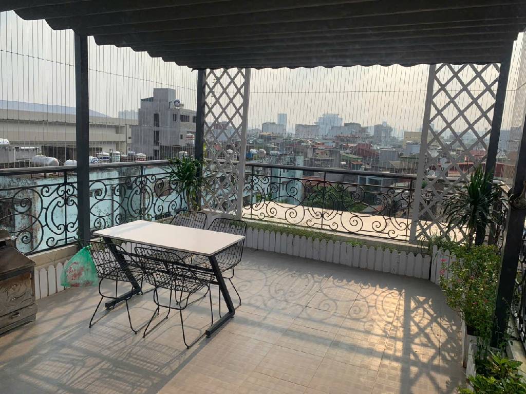 Bán nhà Bùi Ngọc Dương - diện tích 72m2 6 tầng - ô tô tránh - giá 31,5 tỷ