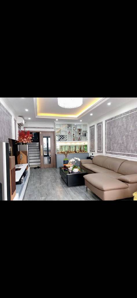 Bán nhà Bùi Ngọc Dương - diện tích 72m2 6 tầng - ô tô tránh - giá 31,5 tỷ