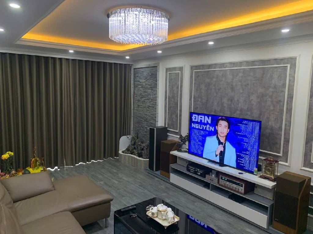 Bán nhà Bùi Ngọc Dương - diện tích 72m2 6 tầng - ô tô tránh - giá 31,5 tỷ