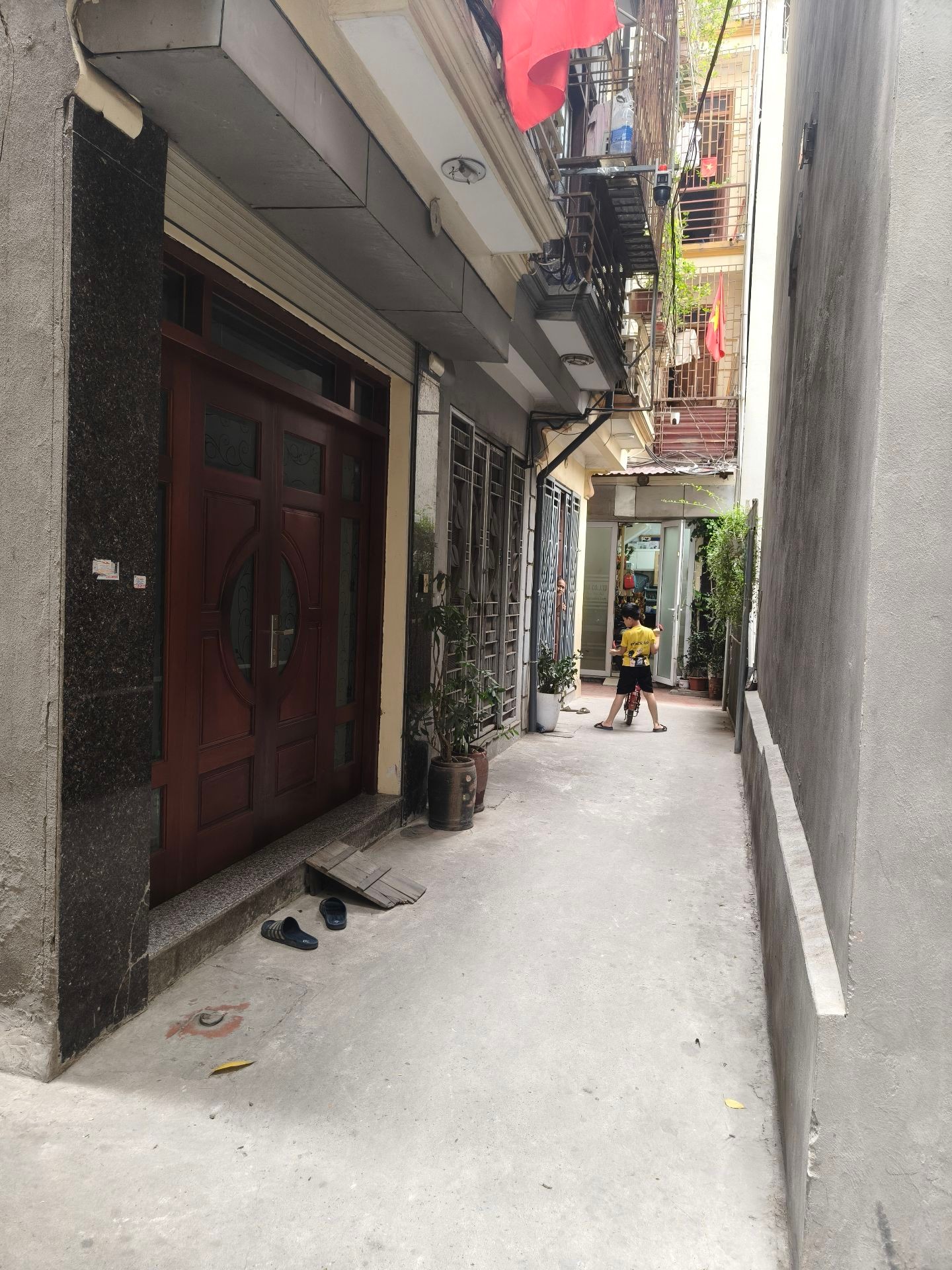 Bán nhà Nam Dư - diện tích 31m2 3 tầng - nhà đẹp hiếm có - giá 6 tỷ