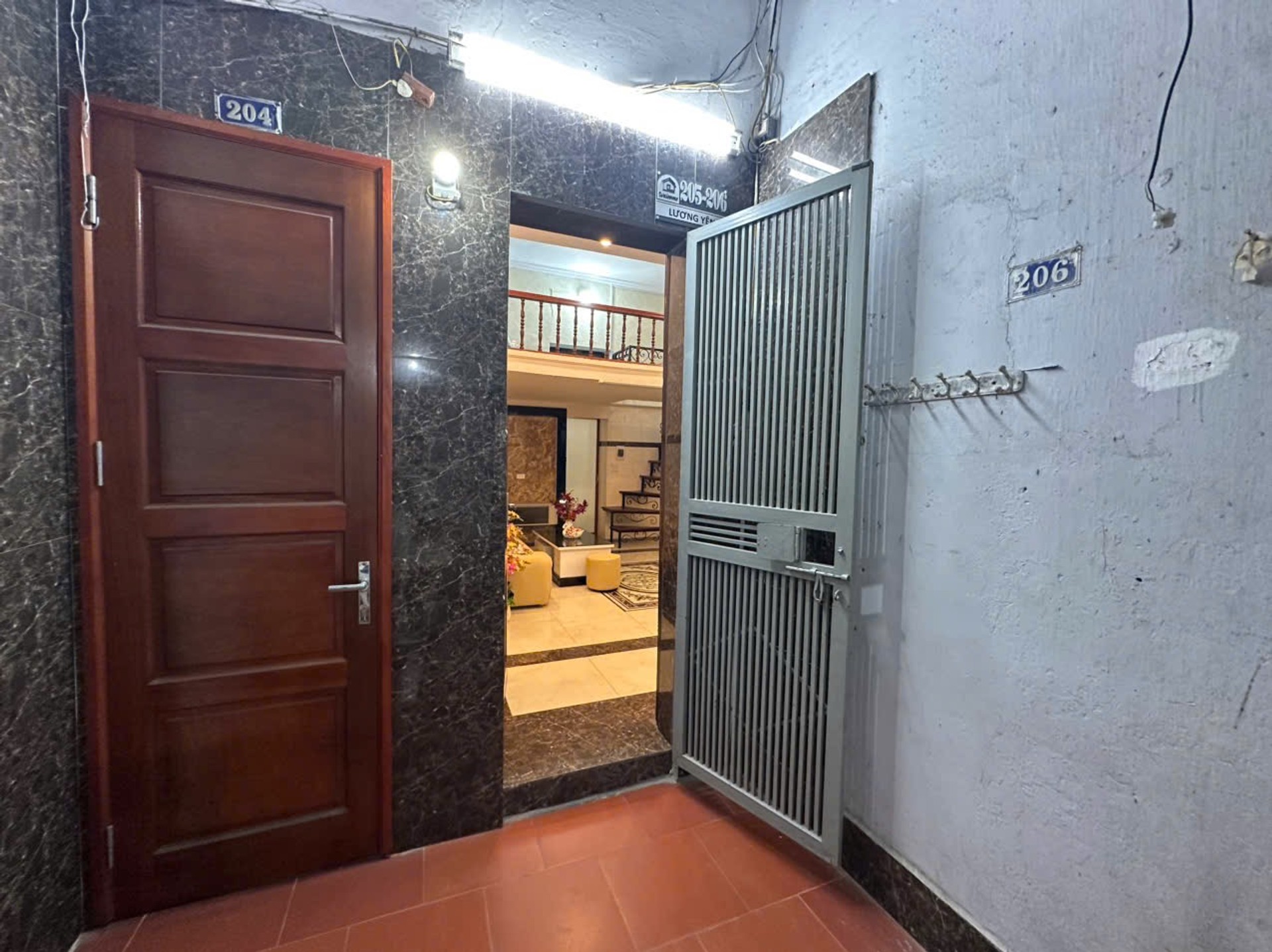 Bán nhà Lương Yên - diện tích 80m2 2 tầng - Nhà đẹp, vị trí đẹp - giá 3,9 tỷ