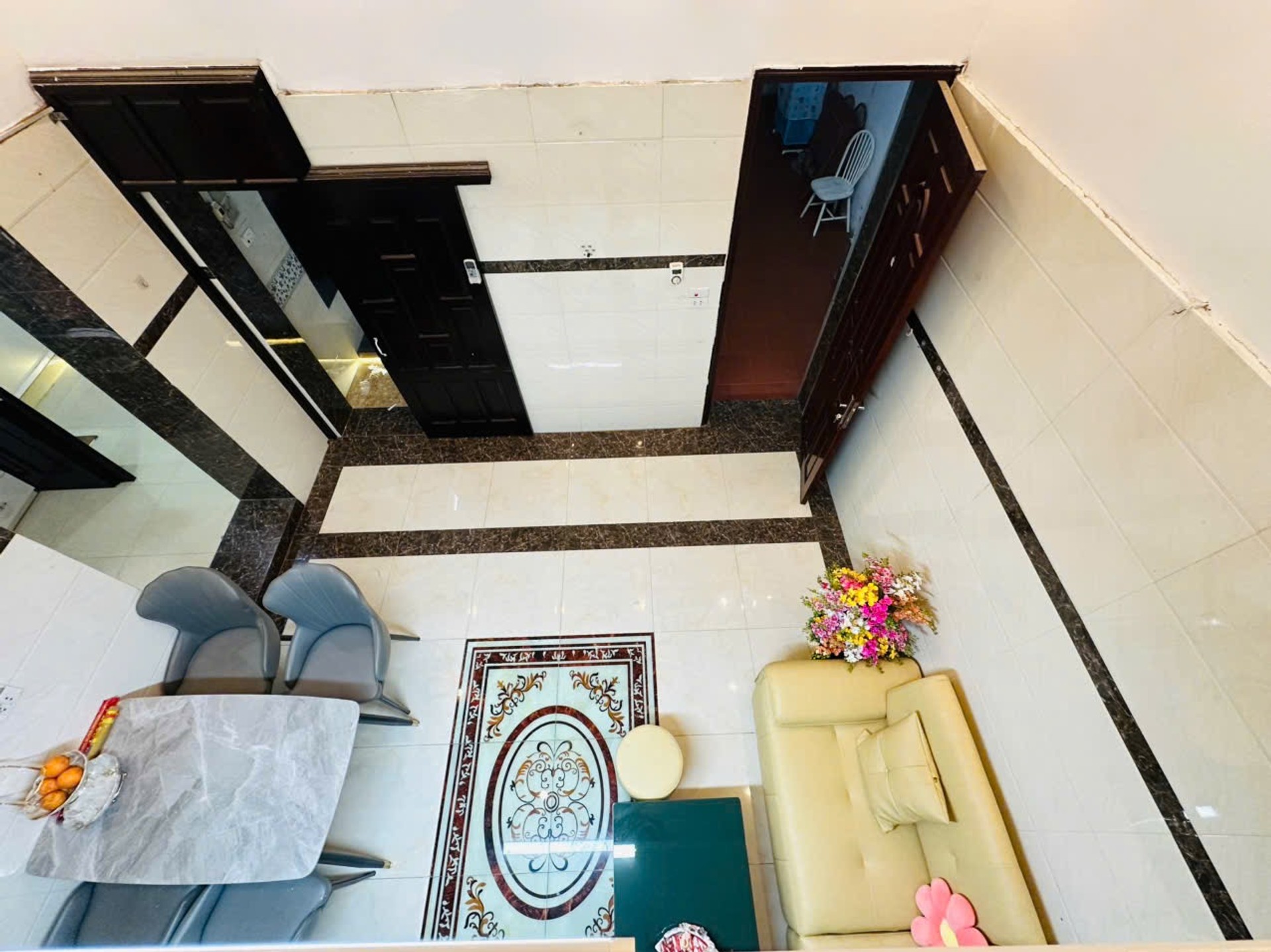 Bán nhà Lương Yên - diện tích 80m2 2 tầng - Nhà đẹp, vị trí đẹp - giá 3,9 tỷ