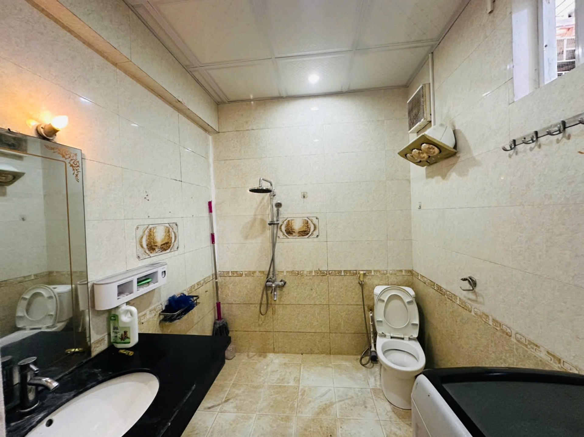 Bán nhà Lương Yên - diện tích 80m2 2 tầng - Nhà đẹp, vị trí đẹp - giá 3,9 tỷ