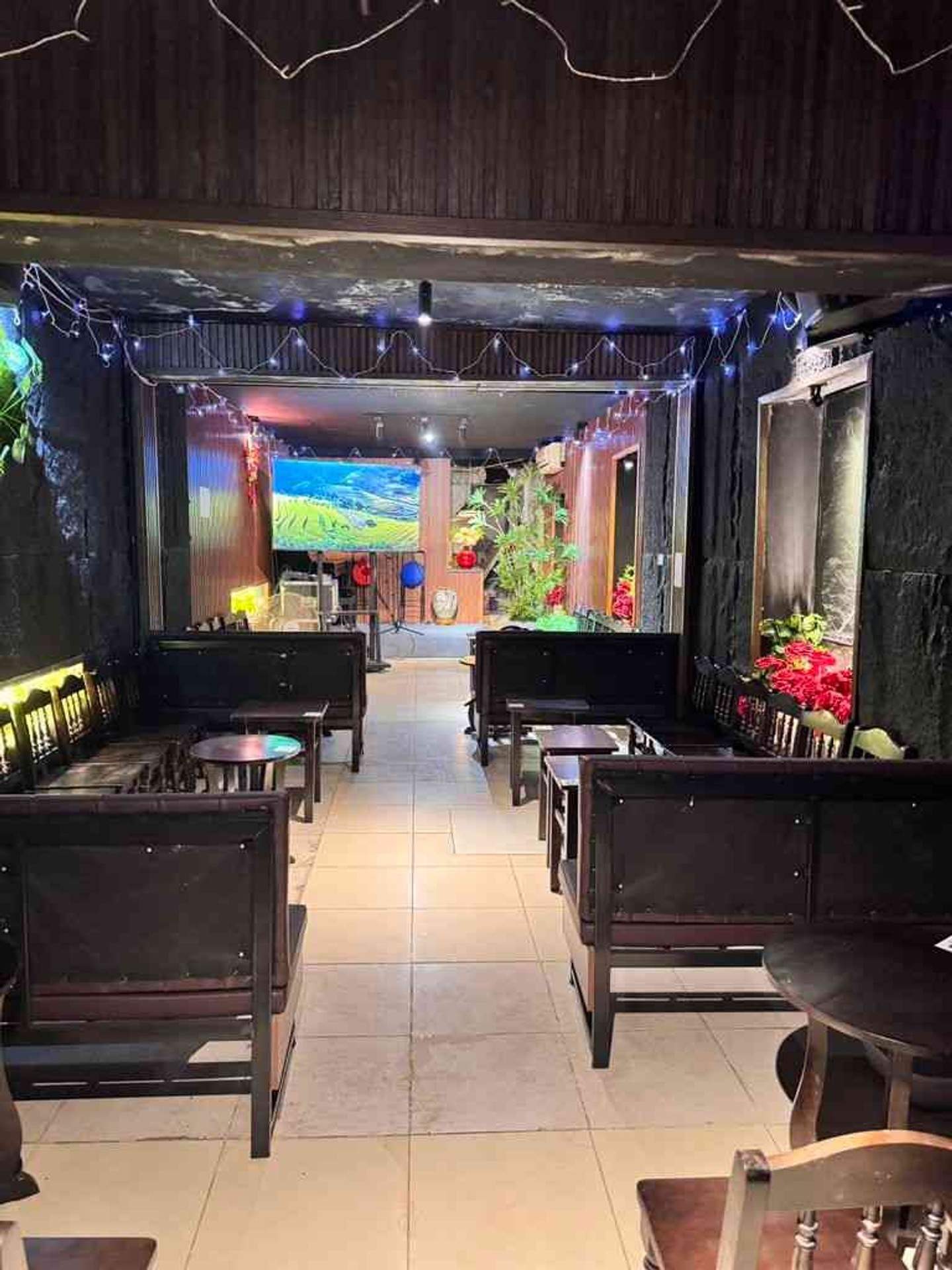 Bán nhà Tây Sơn - diện tích 70m2 1 tầng - Ô tô qua nhà - giá 5,9 tỷ