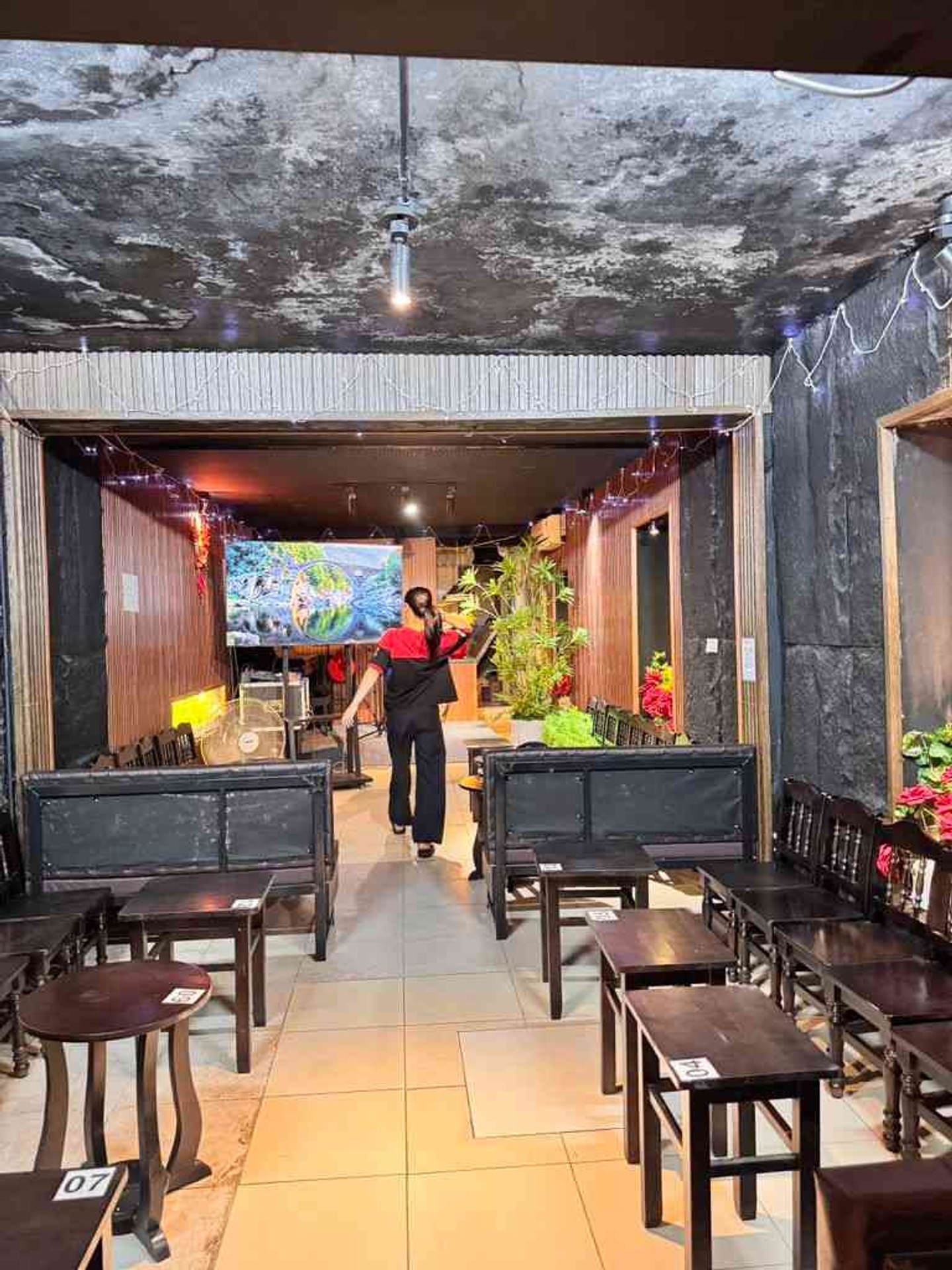 Bán nhà Tây Sơn - diện tích 70m2 1 tầng - Ô tô qua nhà - giá 5,9 tỷ