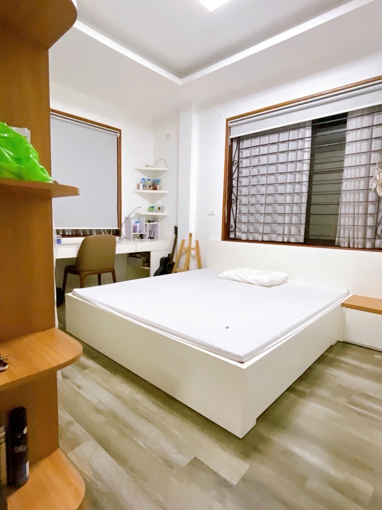 Bán nhà Bắc Linh Đàm - diện tích 230m2 5 tầng - Lô góc 3 mặt thoáng - giá 72 tỷ