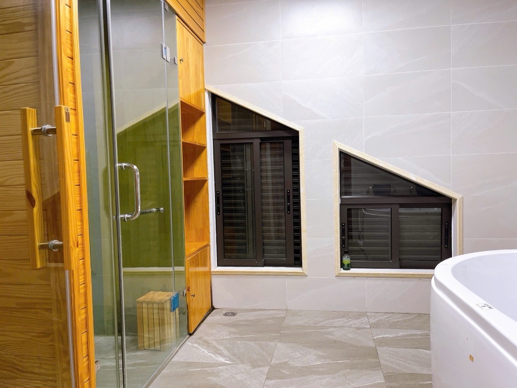 Bán nhà Bắc Linh Đàm - diện tích 230m2 5 tầng - Lô góc 3 mặt thoáng - giá 72 tỷ