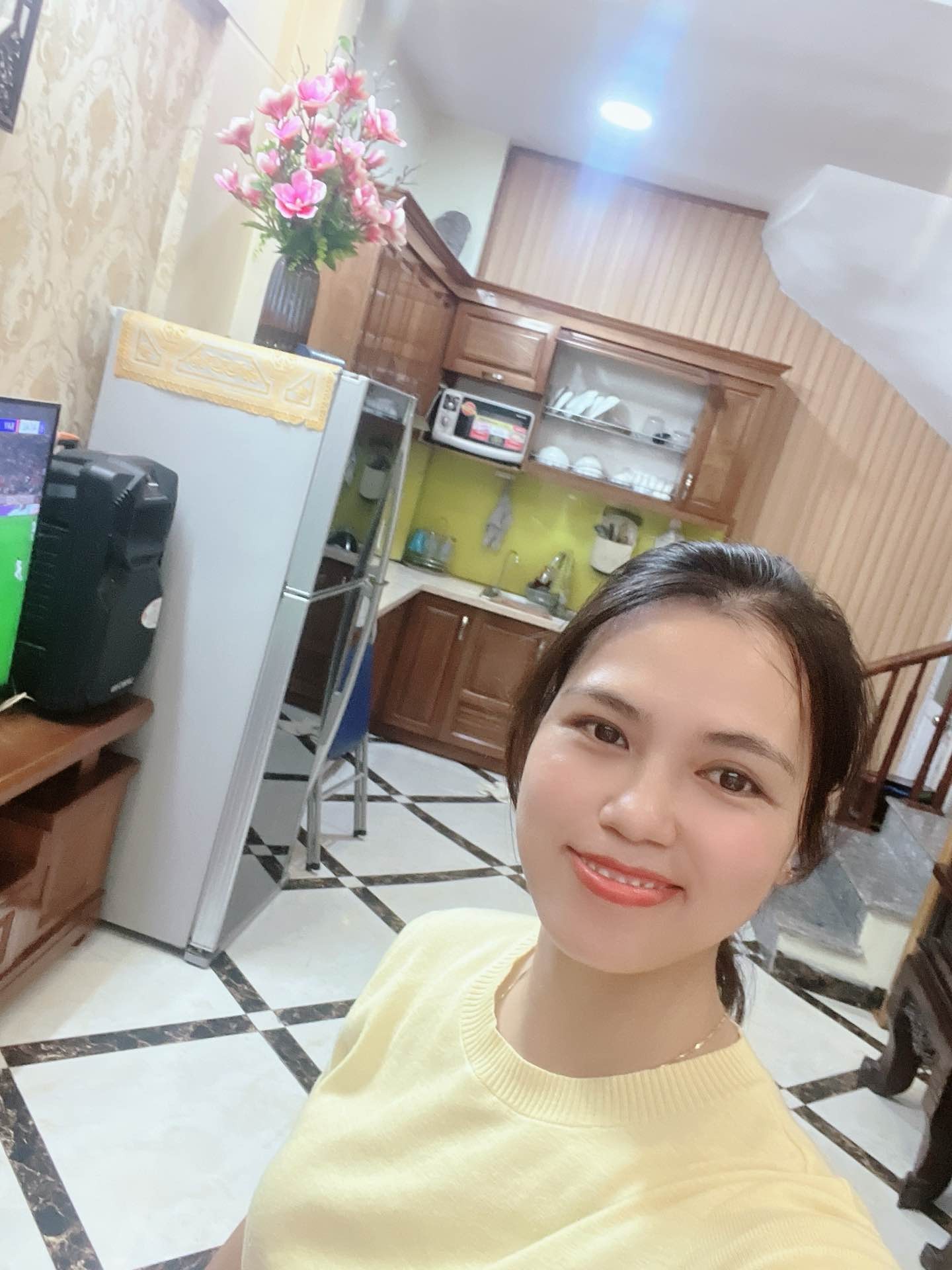 Bán nhà Đông Thiên - diện tích 49m2 5 tầng - Có sân để xe riêng - giá 6,98 tỷ