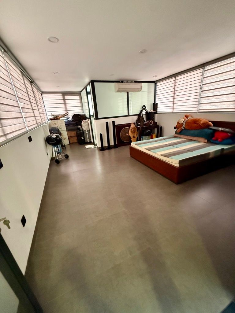 Bán nhà Âu Cơ - diện tích 110m2 7 tầng - Mặt phố kinh doanh - giá 41 tỷ