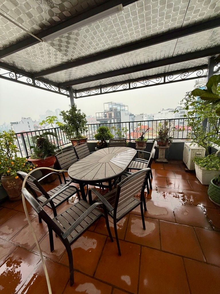 Bán nhà Âu Cơ - diện tích 110m2 7 tầng - Mặt phố kinh doanh - giá 41 tỷ