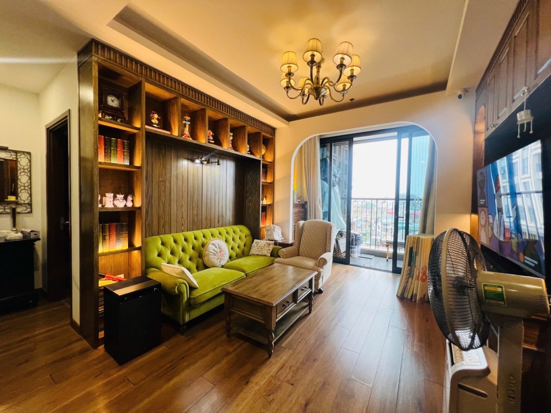 Bán nhà Minh Khai - diện tích 105m2 1 tầng - Căn góc, chung cư cao cấp - giá 15,65 tỷ