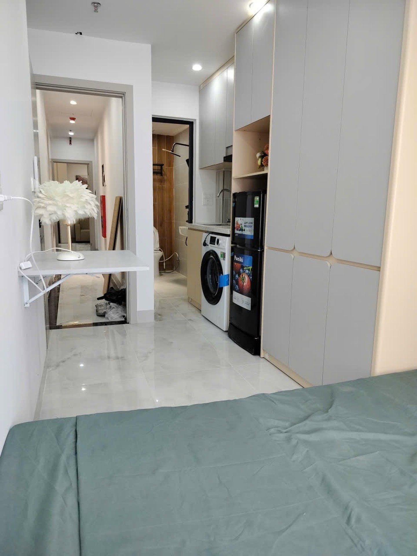 Bán nhà Kim Đồng - diện tích 68m2 6 tầng - Mặt phố kinh doanh - giá 29,9 tỷ