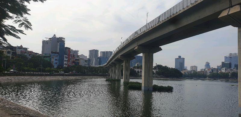 Bán nhà Hoàng Cầu - diện tích 50m2 3 tầng - Mặt phố view hồ siêu đẹp - giá 29,5 tỷ