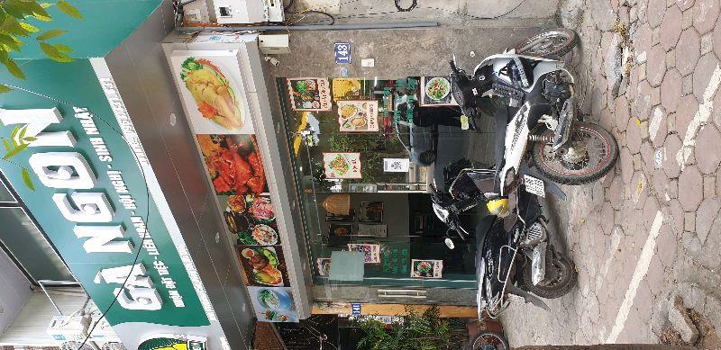 Bán nhà Hoàng Cầu - diện tích 50m2 3 tầng - Mặt phố view hồ siêu đẹp - giá 29,5 tỷ