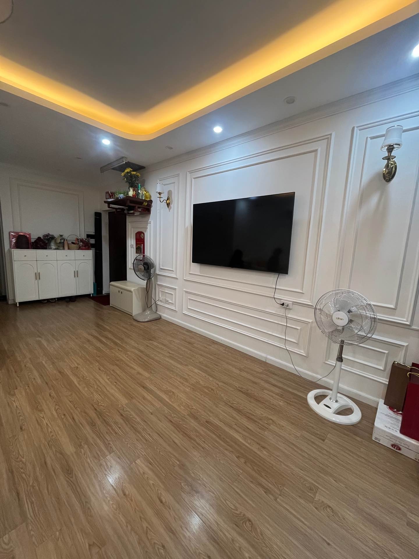 Bán nhà Đại Từ - diện tích 96m2 12 tầng - Căn hộ đẹp hoàn hảo - giá 8,4 tỷ