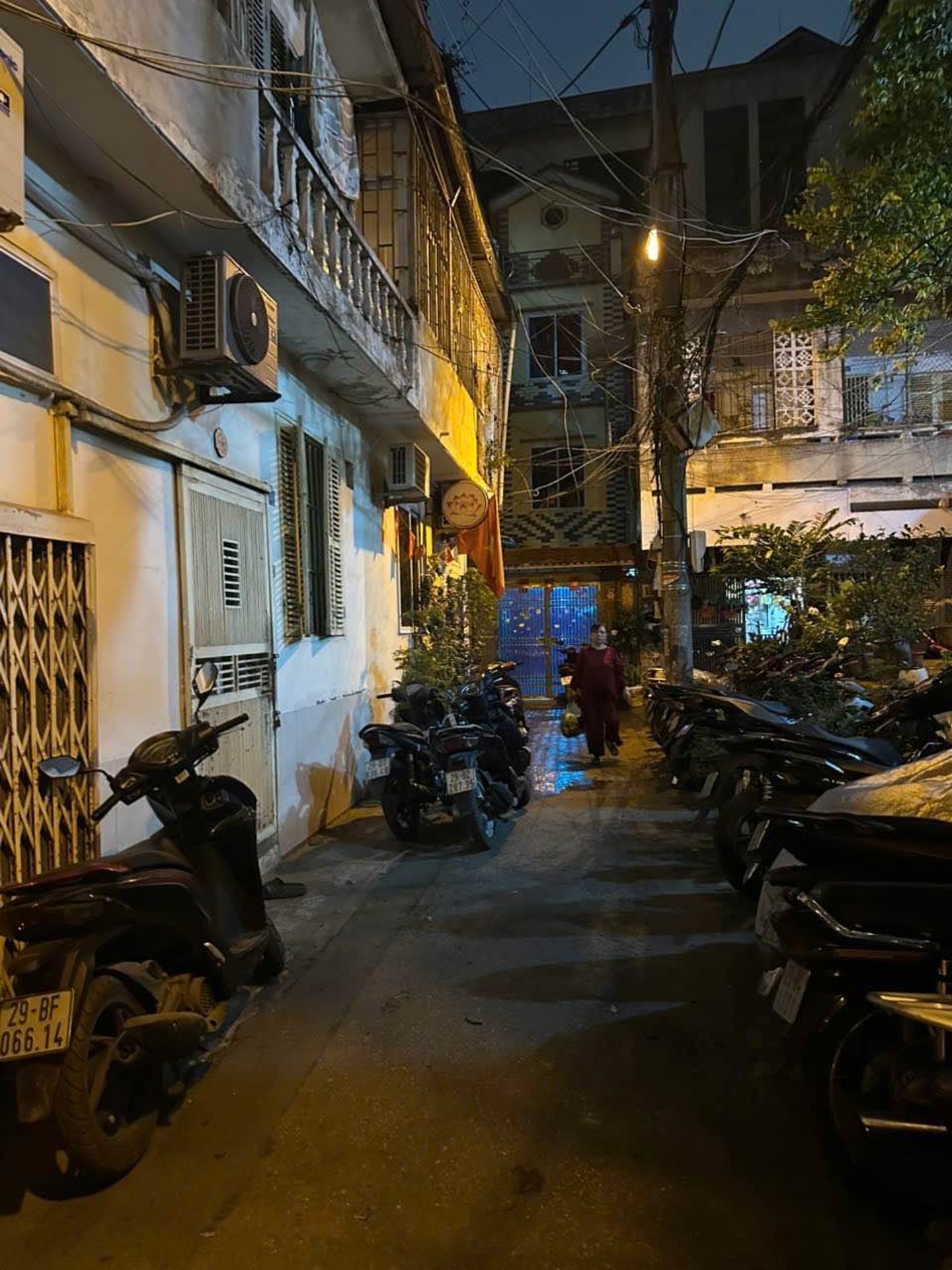 Bán nhà Hồng Mai - diện tích 30m2 1 tầng - Căn hộ tầng 5 trong khu tập thể - giá 3,35 tỷ
