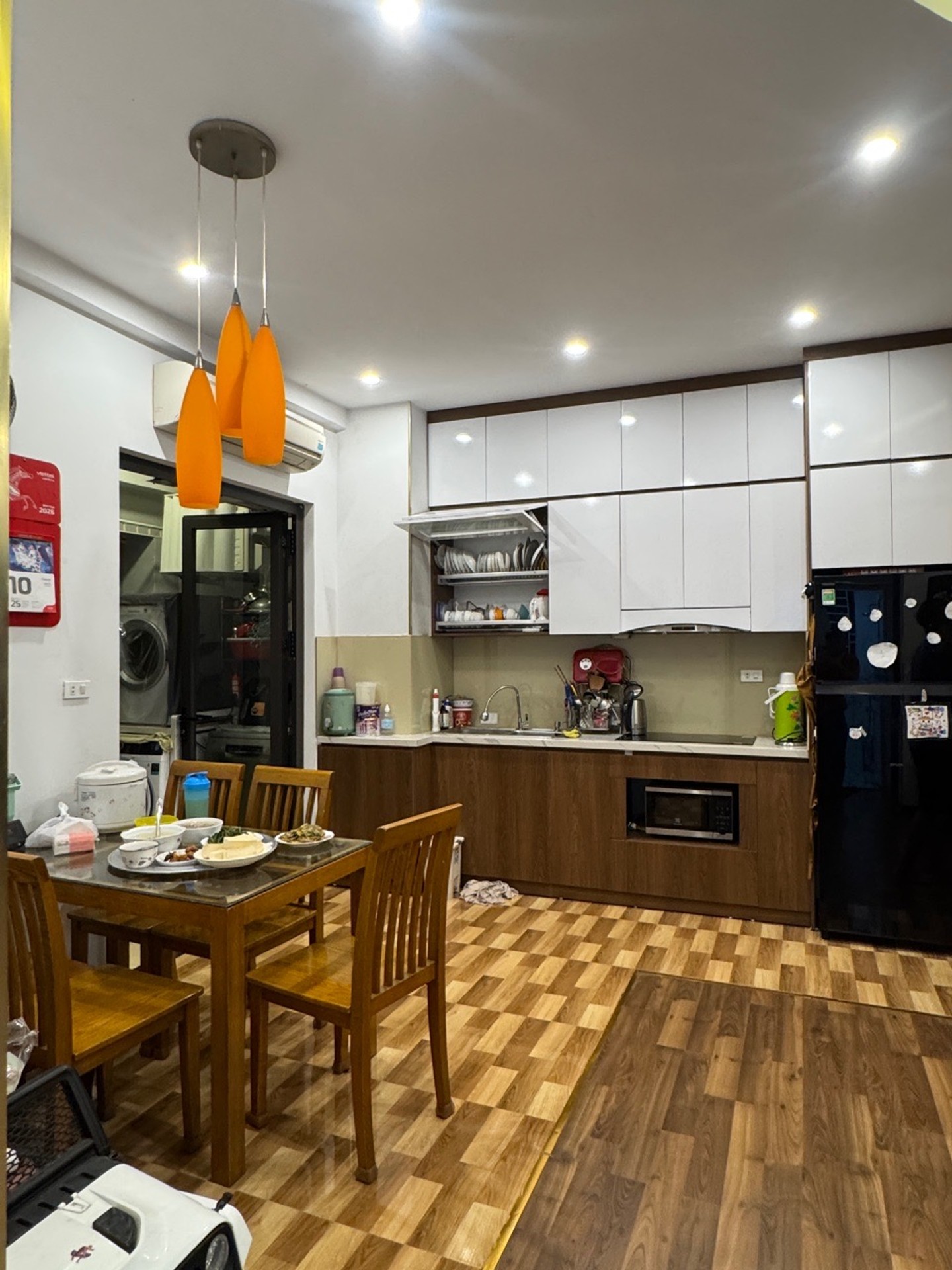 Bán nhà Chung Cư VP3 Linh Đàm - diện tích 71m2 1 tầng - Pháp lý sạch, sổ đỏ sử dụng lâu dài - giá 6,55 tỷ