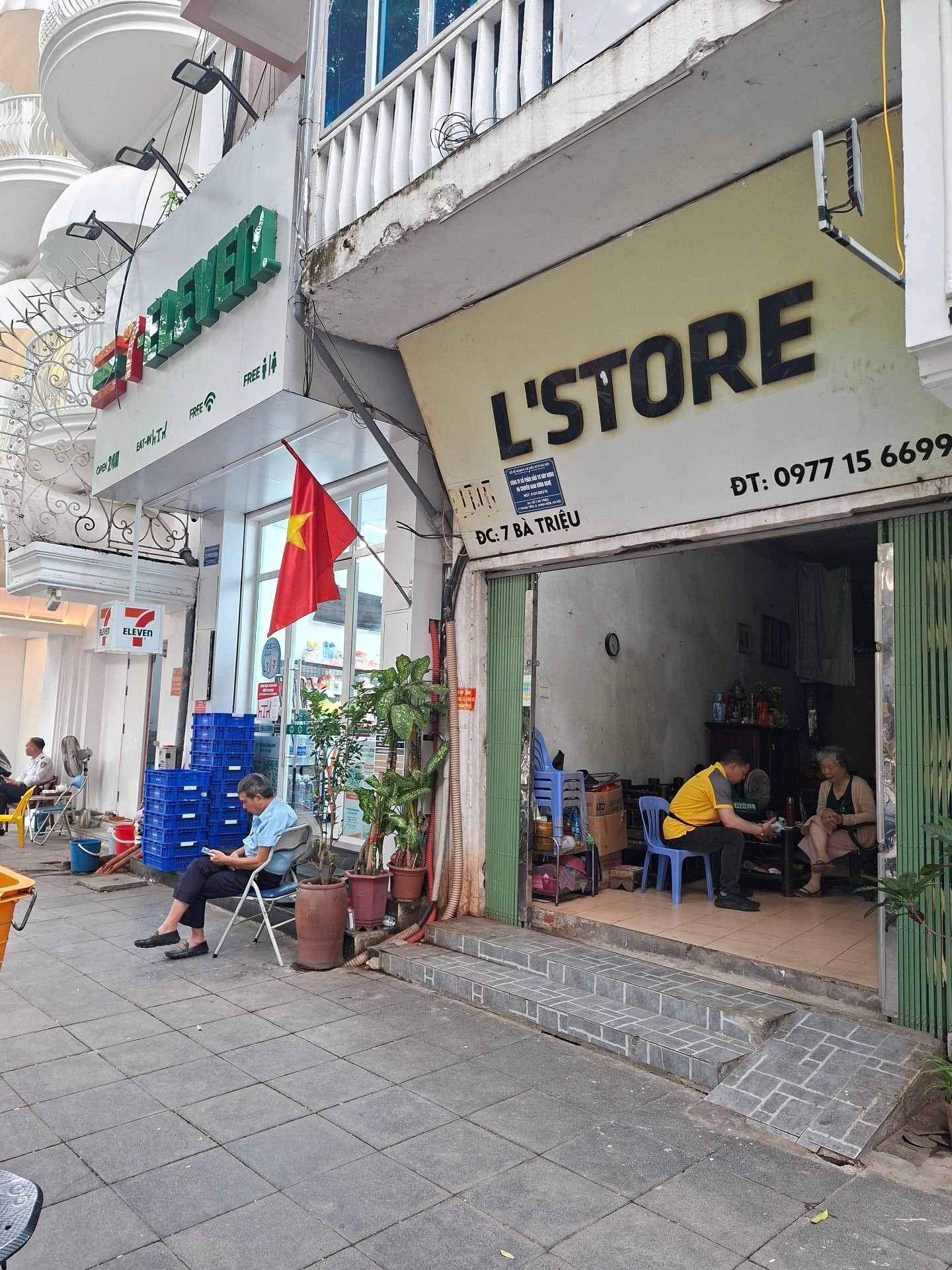 Bán nhà Bà Triệu - diện tích 101m2 3 tầng - mặt tiền 3,5m - giá 175 tỷ