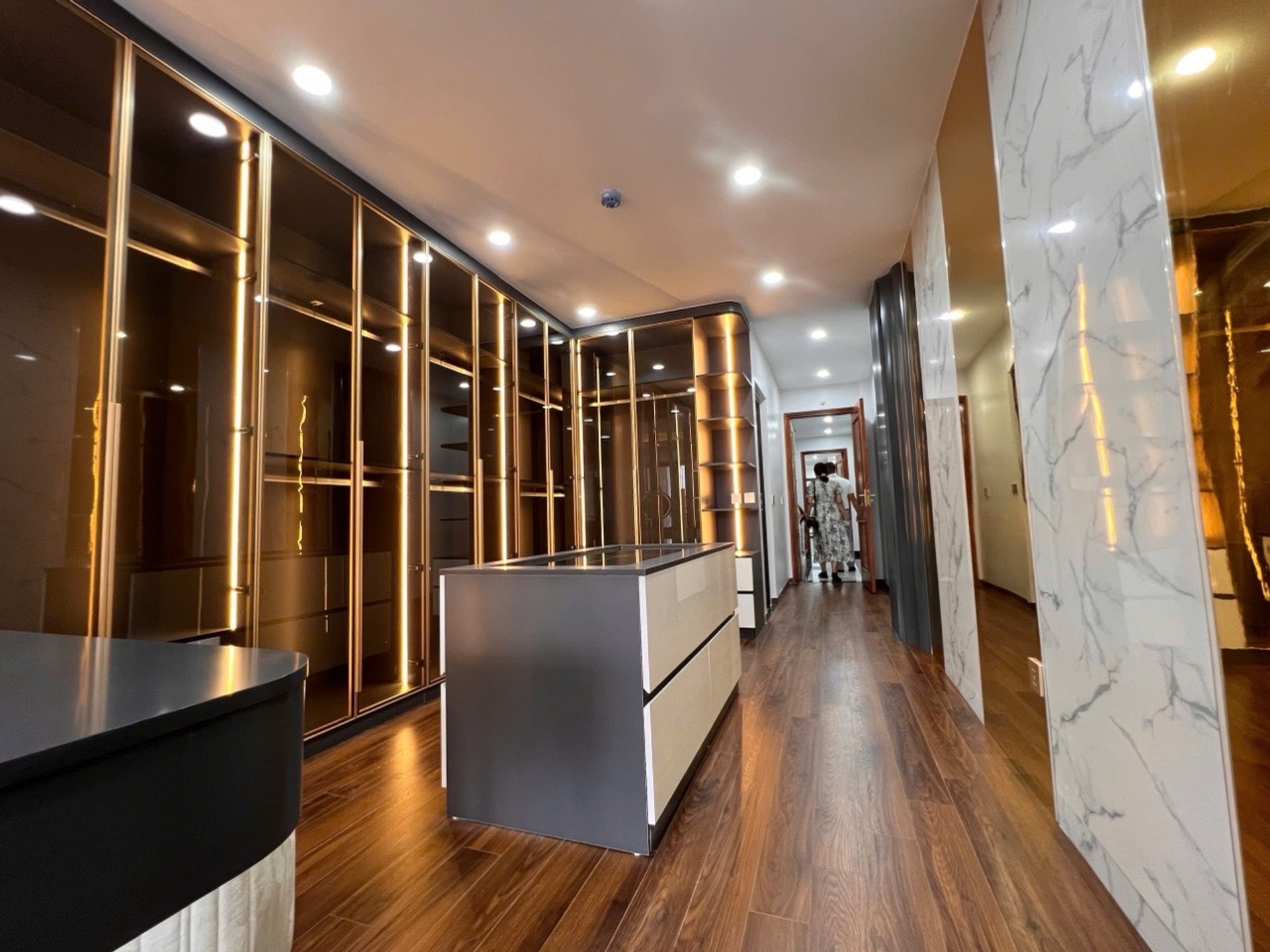 Bán nhà Giải Phóng - diện tích 85m2 6 tầng - Ô TÔ VÀO NHÀ - giá 27,8 tỷ