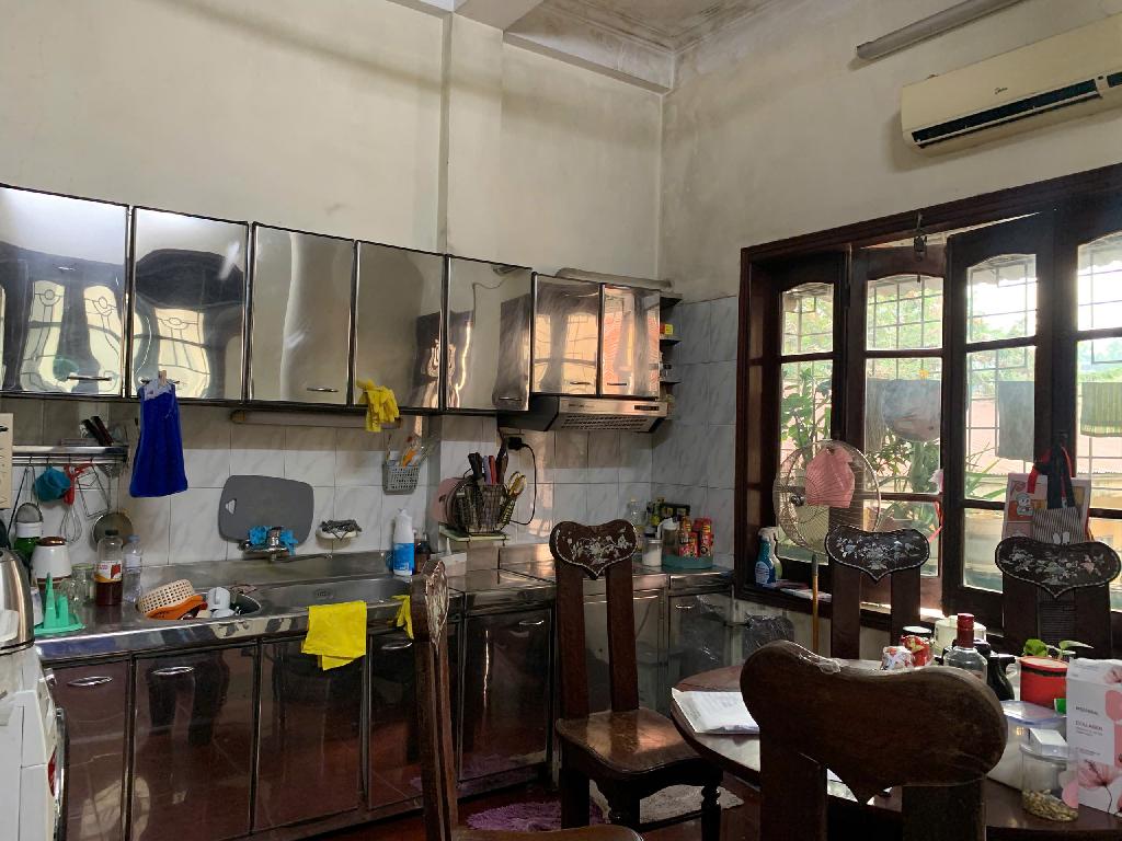 Bán nhà Chùa Bộc - diện tích 36m2 5 tầng - Nhà mặt đường - giá 31,8 tỷ