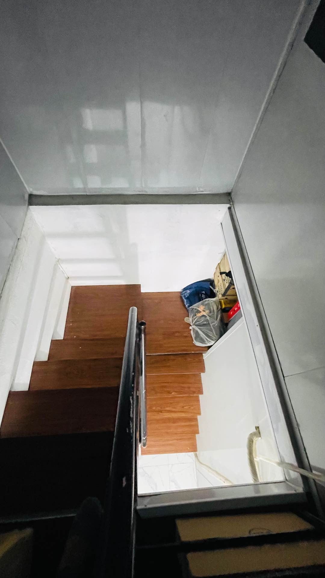 Bán nhà Định Công Thượng - diện tích 25m2 3 tầng - Lô Góc - giá 1,95 tỷ