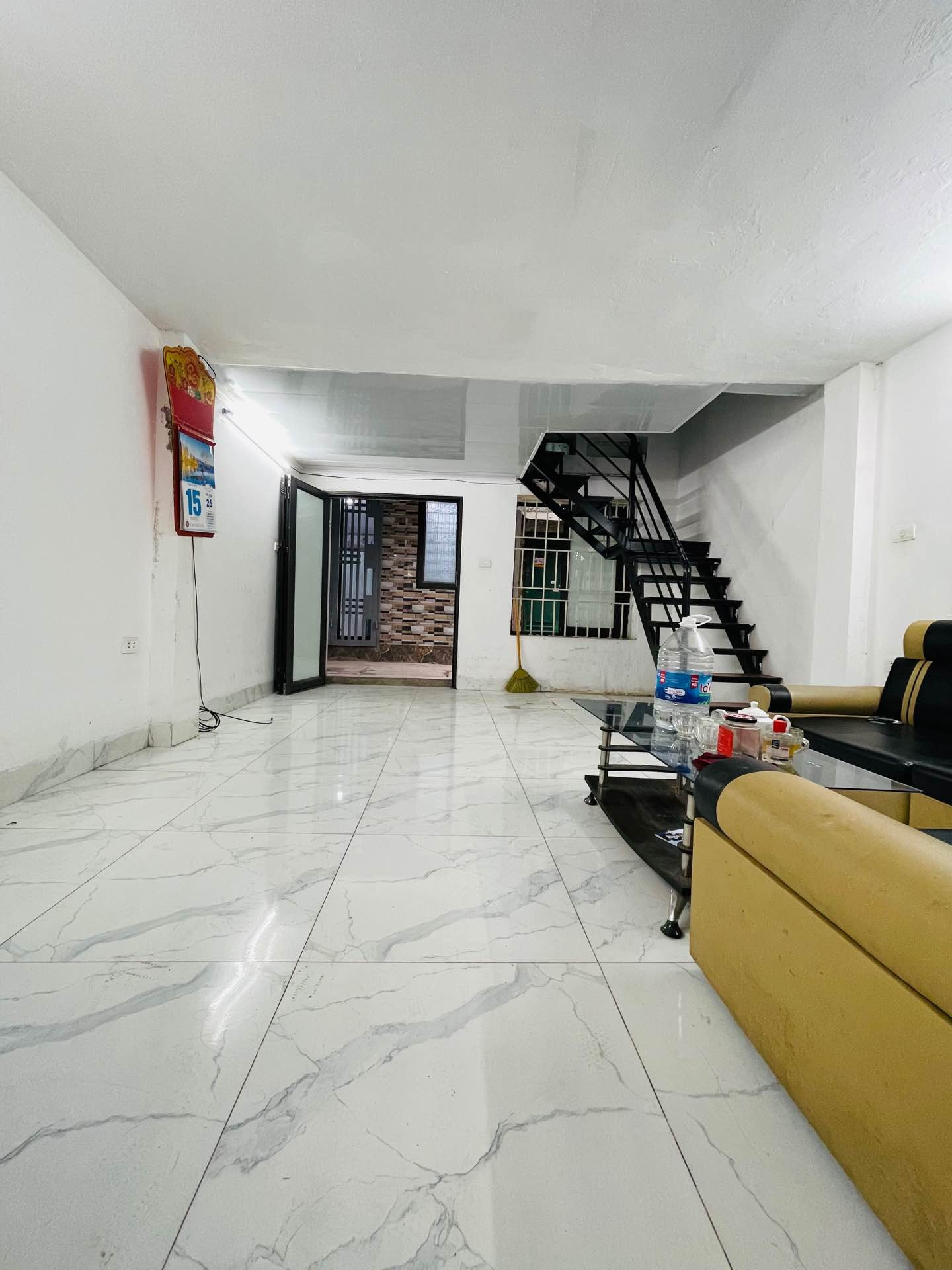 Bán nhà Định Công Thượng - diện tích 25m2 3 tầng - Lô Góc - giá 1,95 tỷ