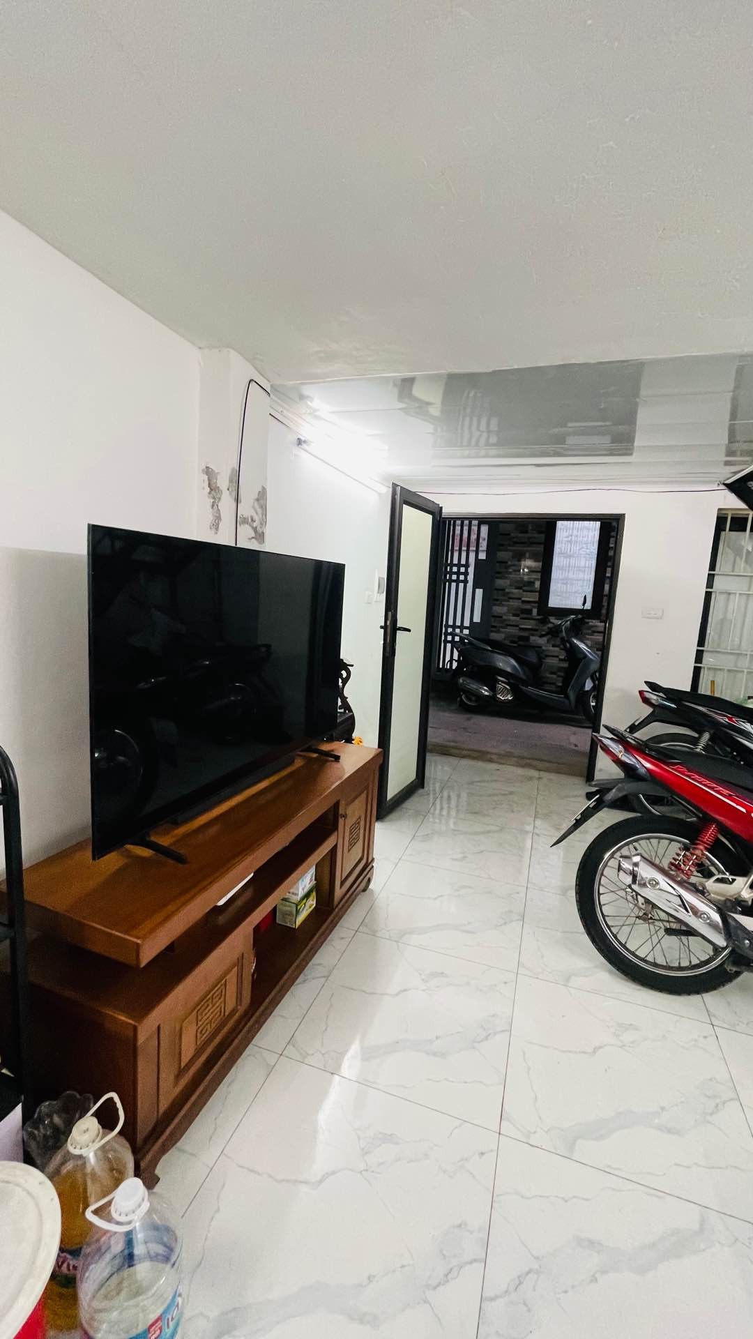 Bán nhà Định Công Thượng - diện tích 25m2 3 tầng - Lô Góc - giá 1,95 tỷ
