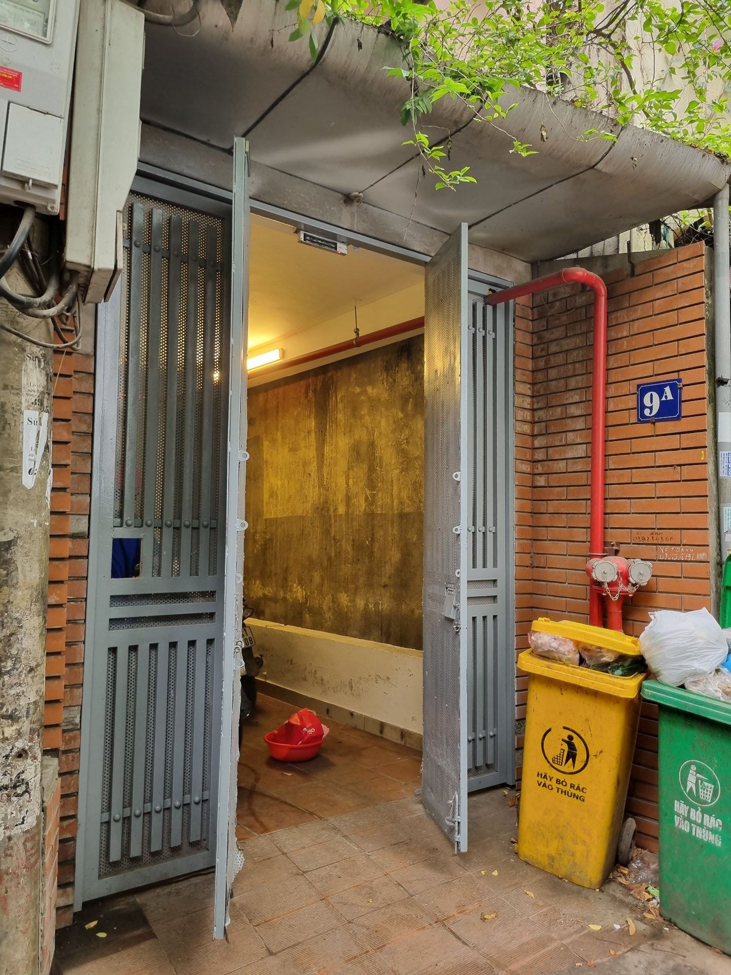 Bán nhà Quan Nhân - diện tích 142m2 5 tầng - Lô góc 3 mặt thoáng - giá 38,9 tỷ