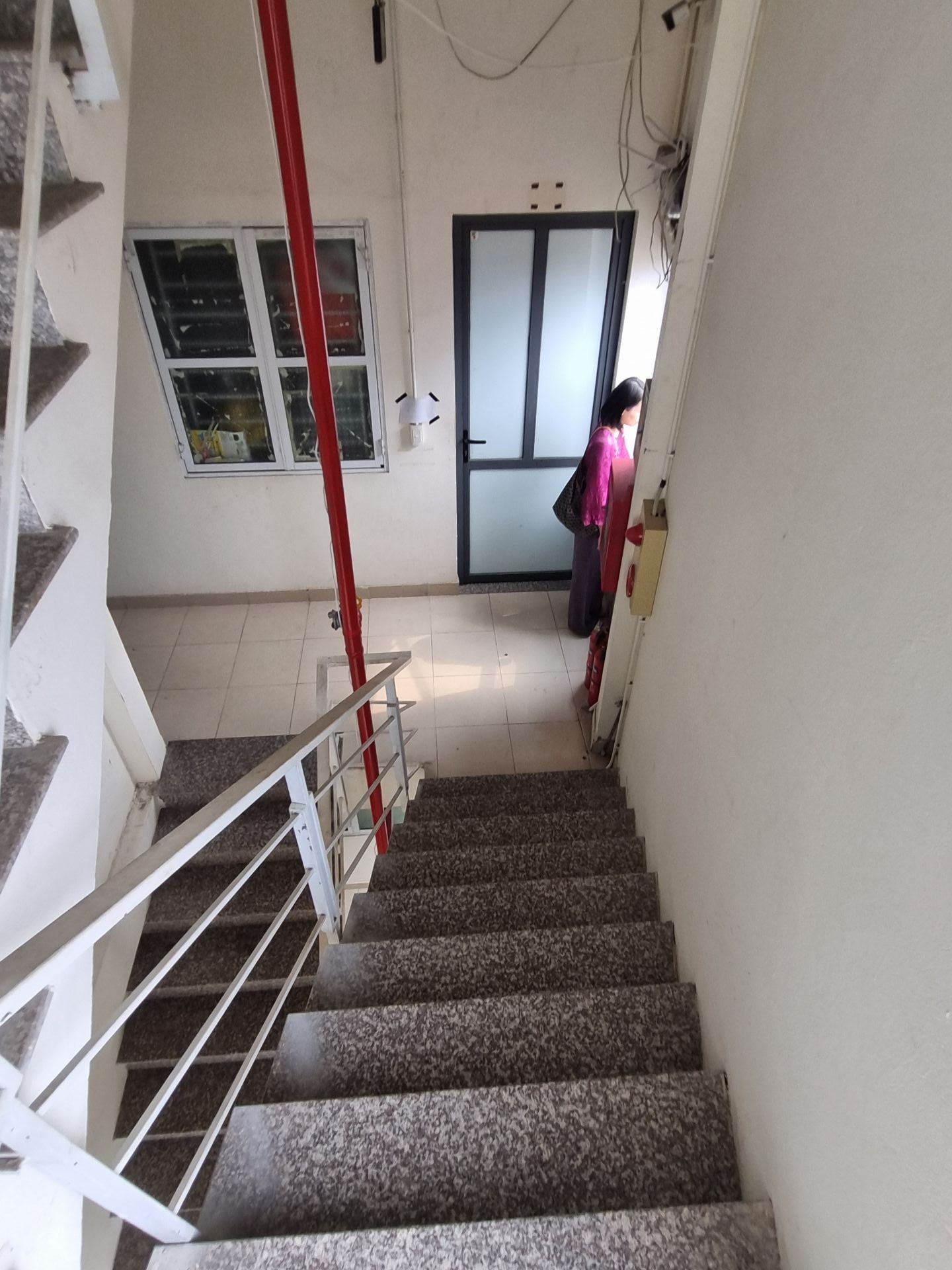 Bán nhà Quan Nhân - diện tích 142m2 5 tầng - Lô góc 3 mặt thoáng - giá 38,9 tỷ