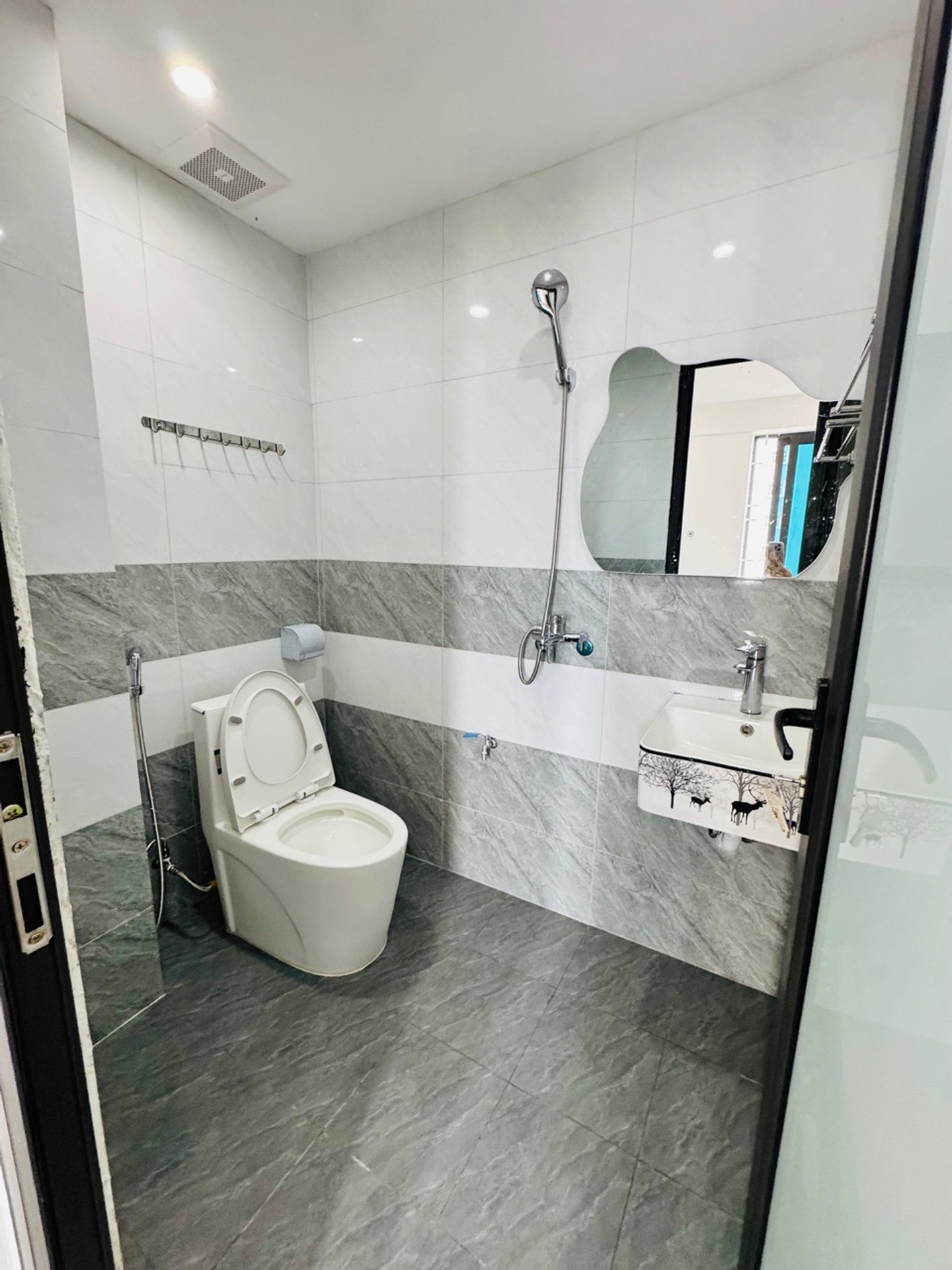 Bán nhà Chung Cư A4 - diện tích 54m2 1 tầng - Căn hộ đẹp hiếm có - giá 4,39 tỷ