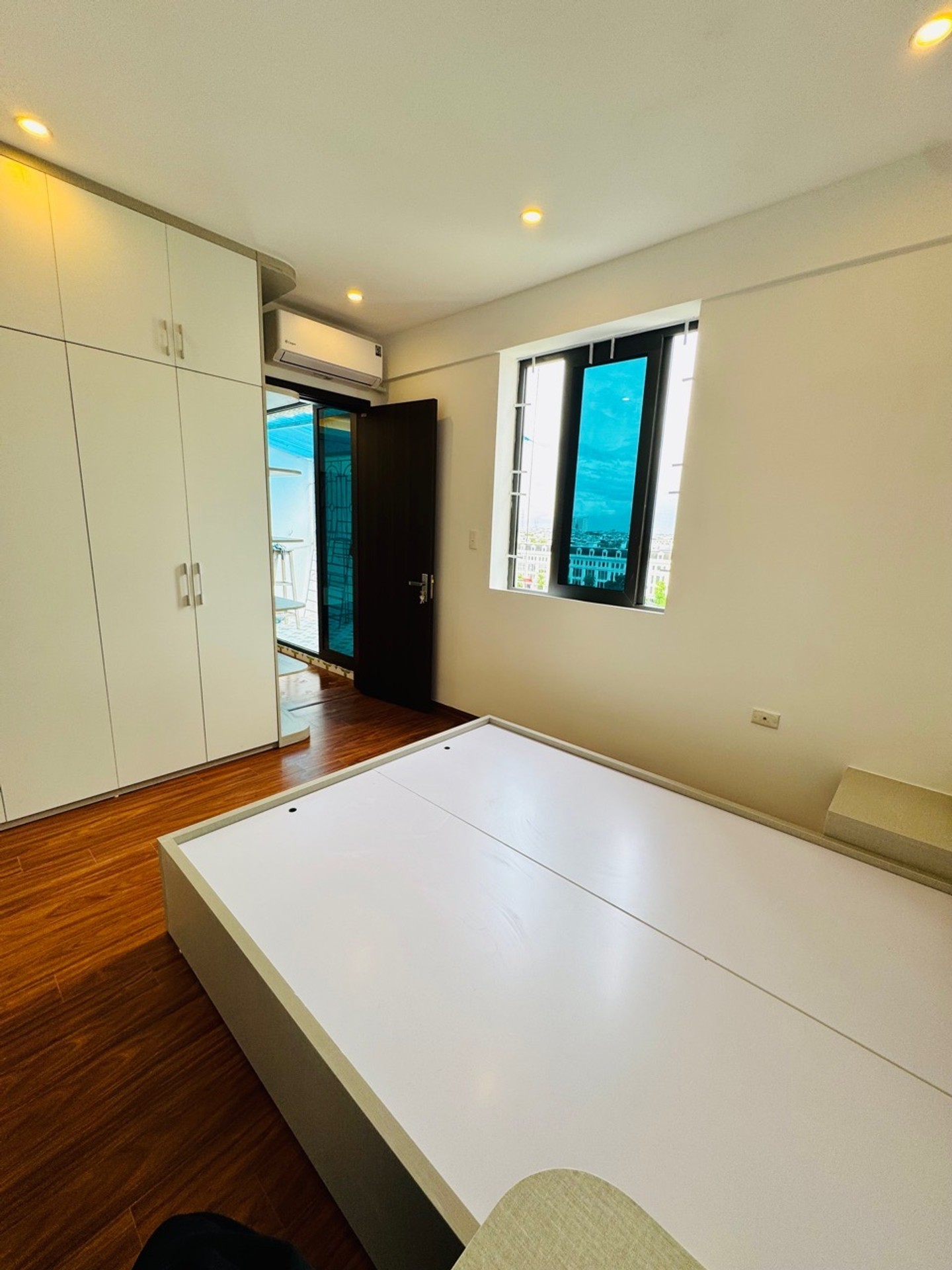 Bán nhà Chung Cư A4 - diện tích 54m2 1 tầng - Căn hộ đẹp hiếm có - giá 4,39 tỷ