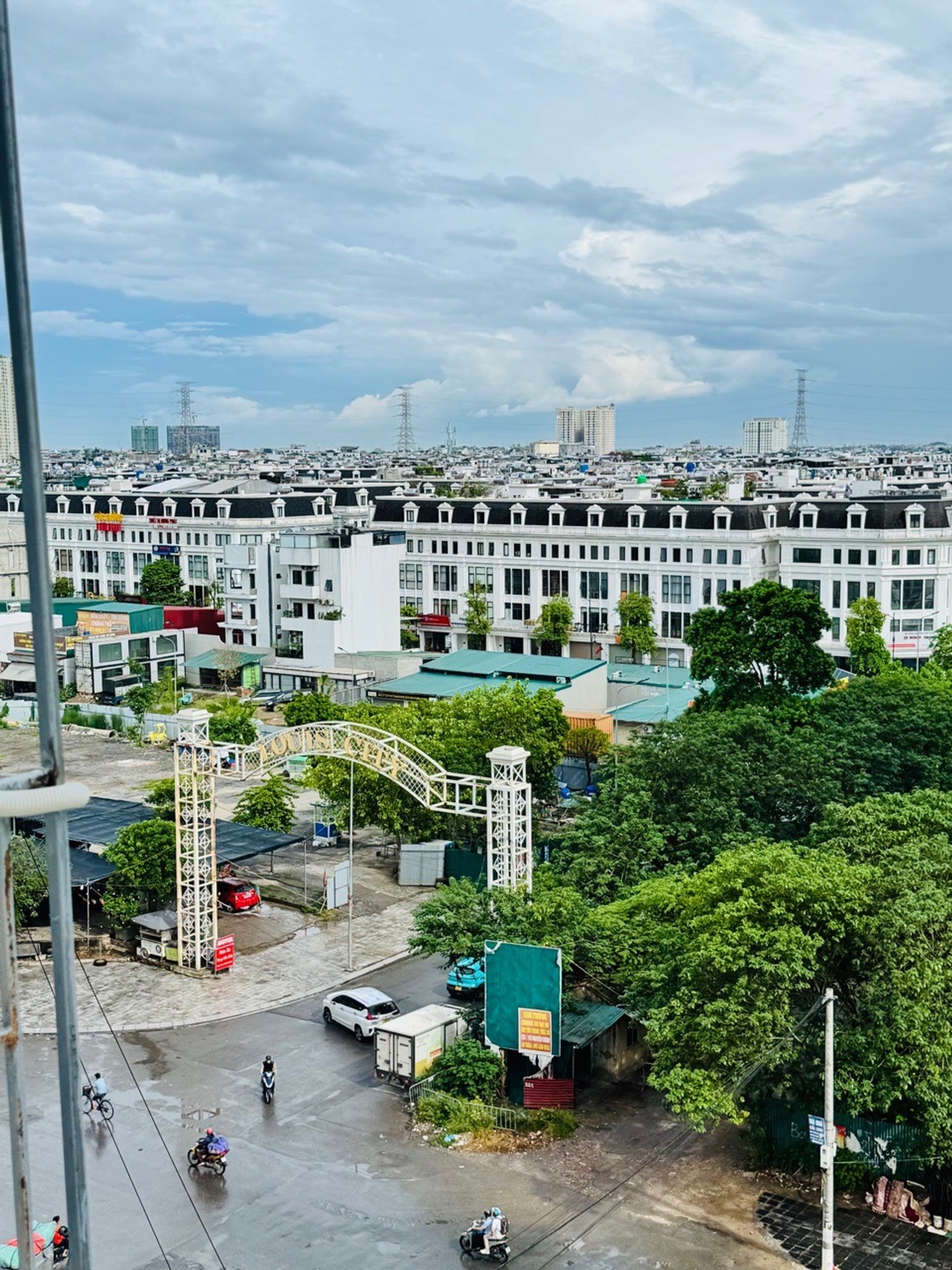 Bán nhà Chung Cư A4 - diện tích 54m2 1 tầng - Căn hộ đẹp hiếm có - giá 4,39 tỷ