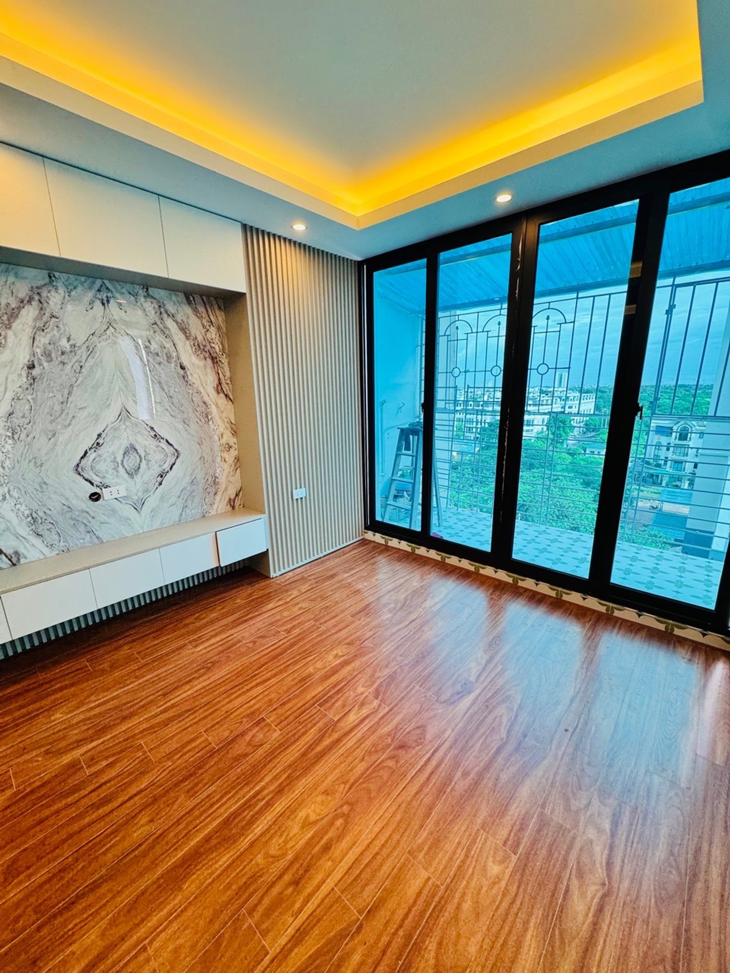 Bán nhà Chung Cư A4 - diện tích 54m2 1 tầng - Căn hộ đẹp hiếm có - giá 4,39 tỷ