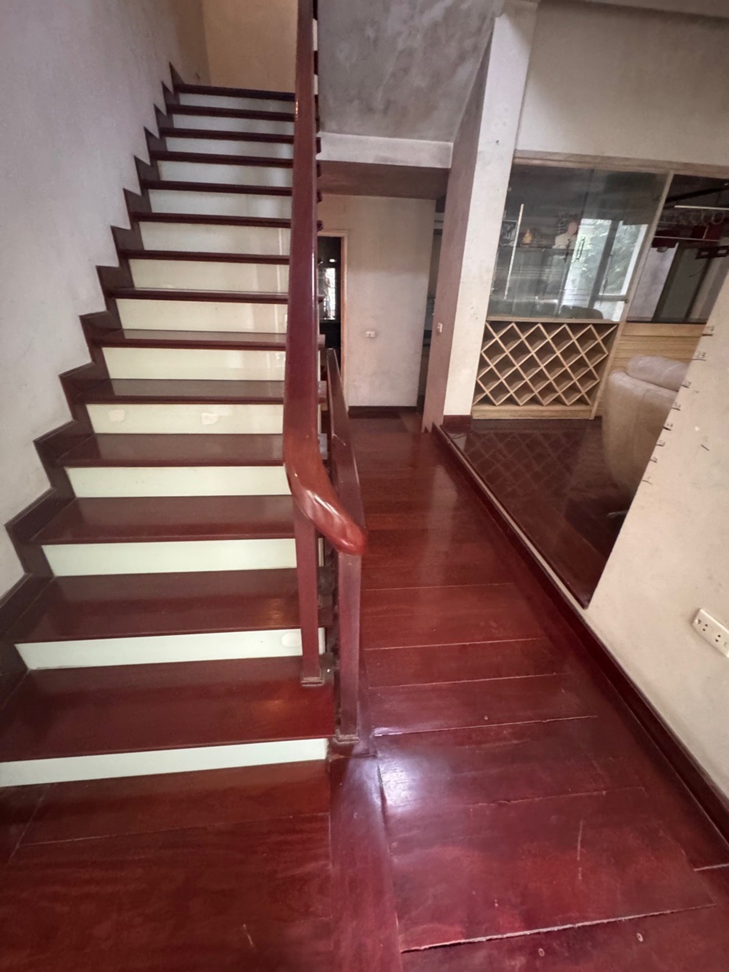 Bán nhà Giảng Võ - diện tích 75m2 6 tầng - Nhà đẹp khu Giảng Võ - giá 41 tỷ