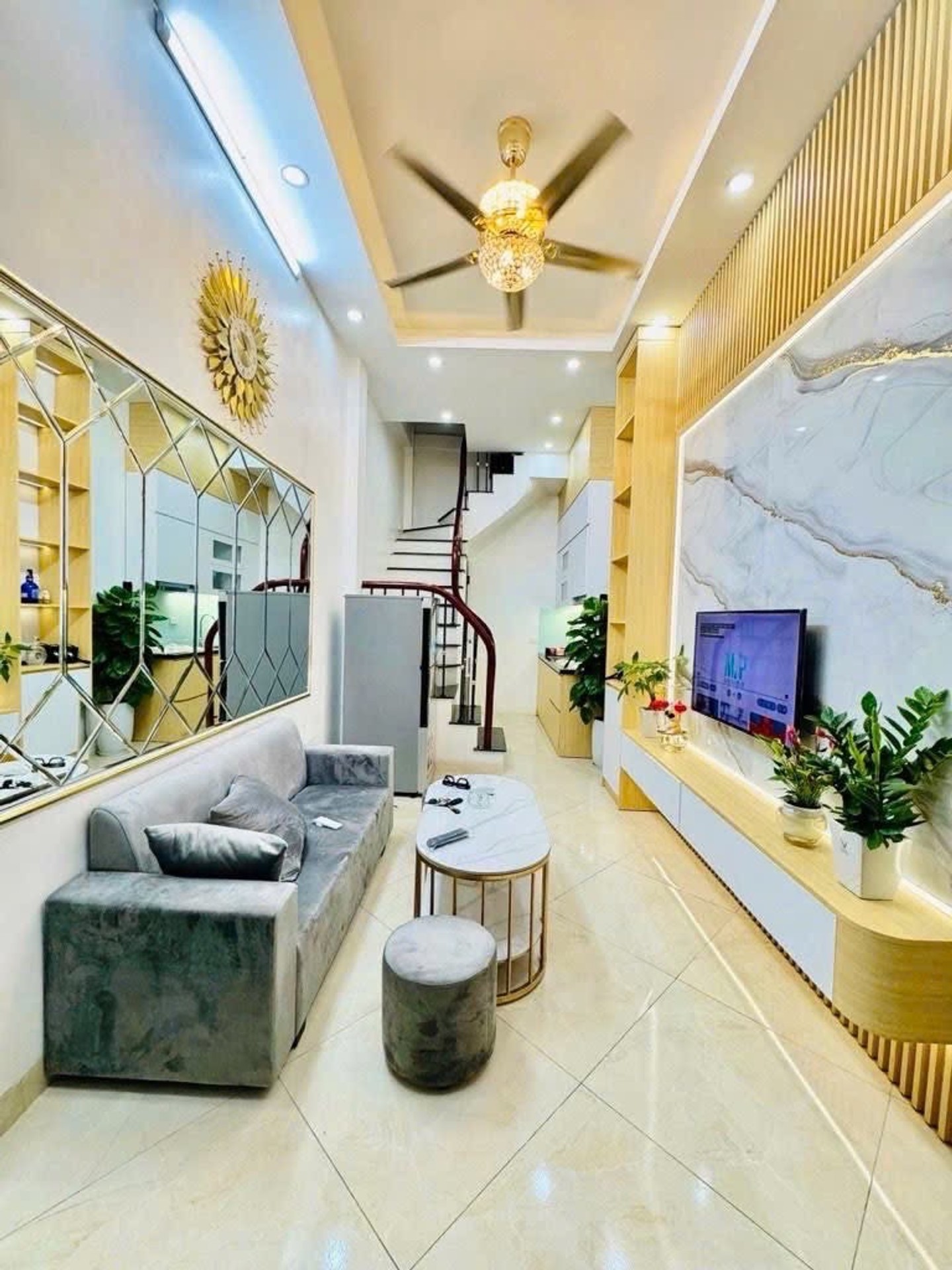 Bán nhà Hai Bà Trưng - diện tích 16m2 4 tầng - nhà đẹp hiếm có - giá 5,35 tỷ