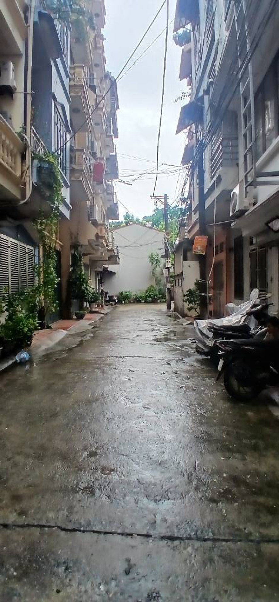 Bán nhà Ngọc Hồi - diện tích 36m2 4 tầng - Ô tô vào trong nhà - giá 11,95 tỷ