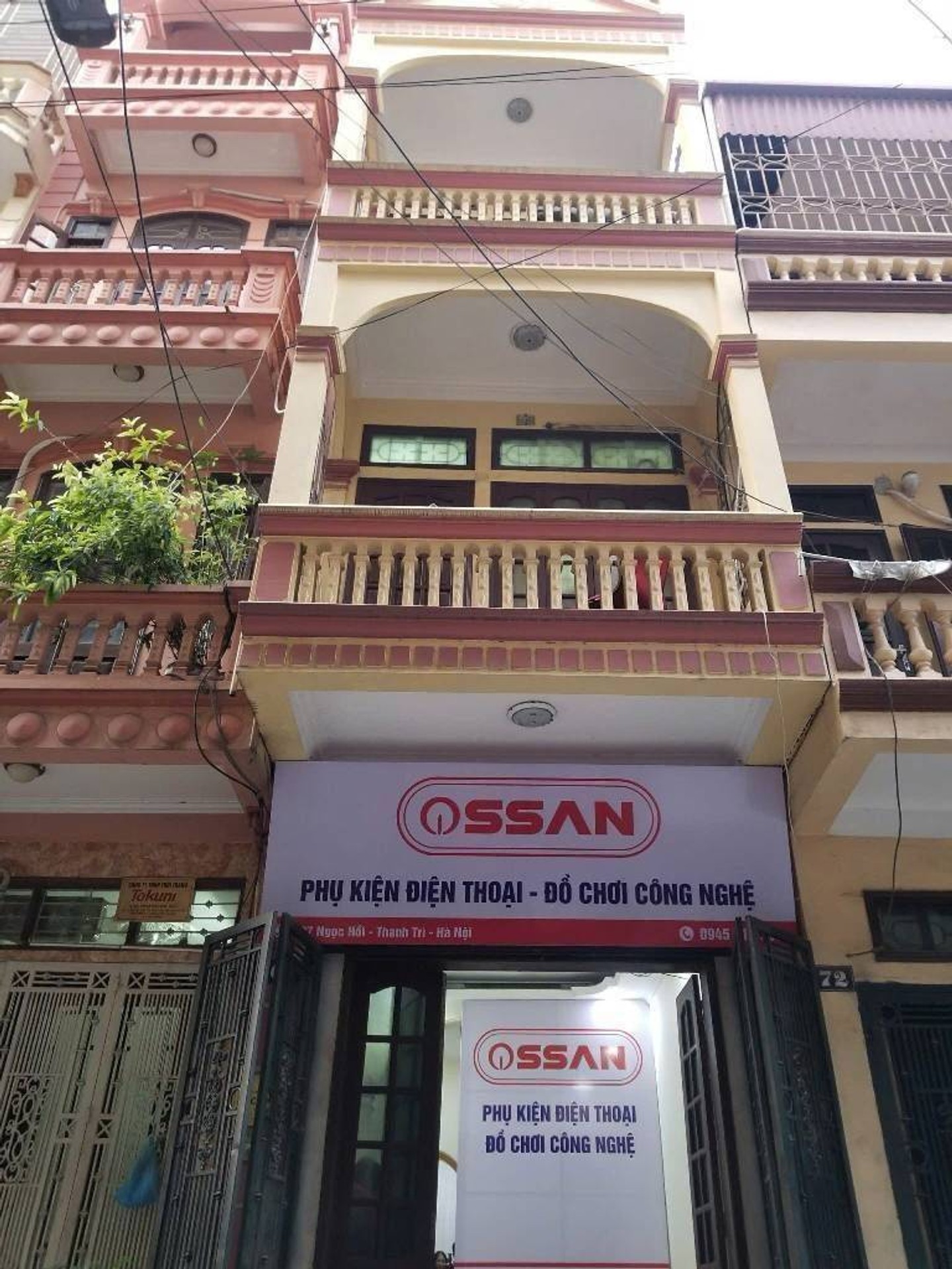 Bán nhà Ngọc Hồi - diện tích 36m2 4 tầng - Ô tô vào trong nhà - giá 11,95 tỷ