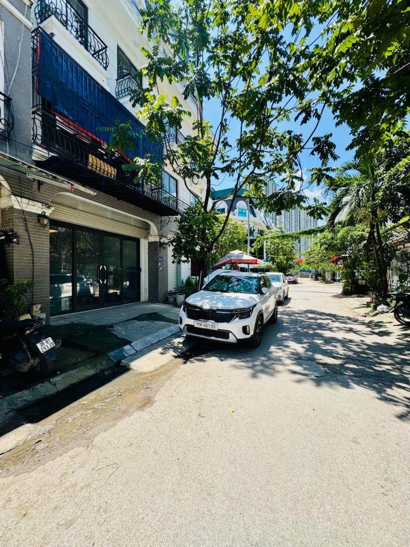 Bán nhà Ngõ 2 Phùng Khoang - diện tích 75m2 4 tầng - Ô tô tránh - giá 27,5 tỷ