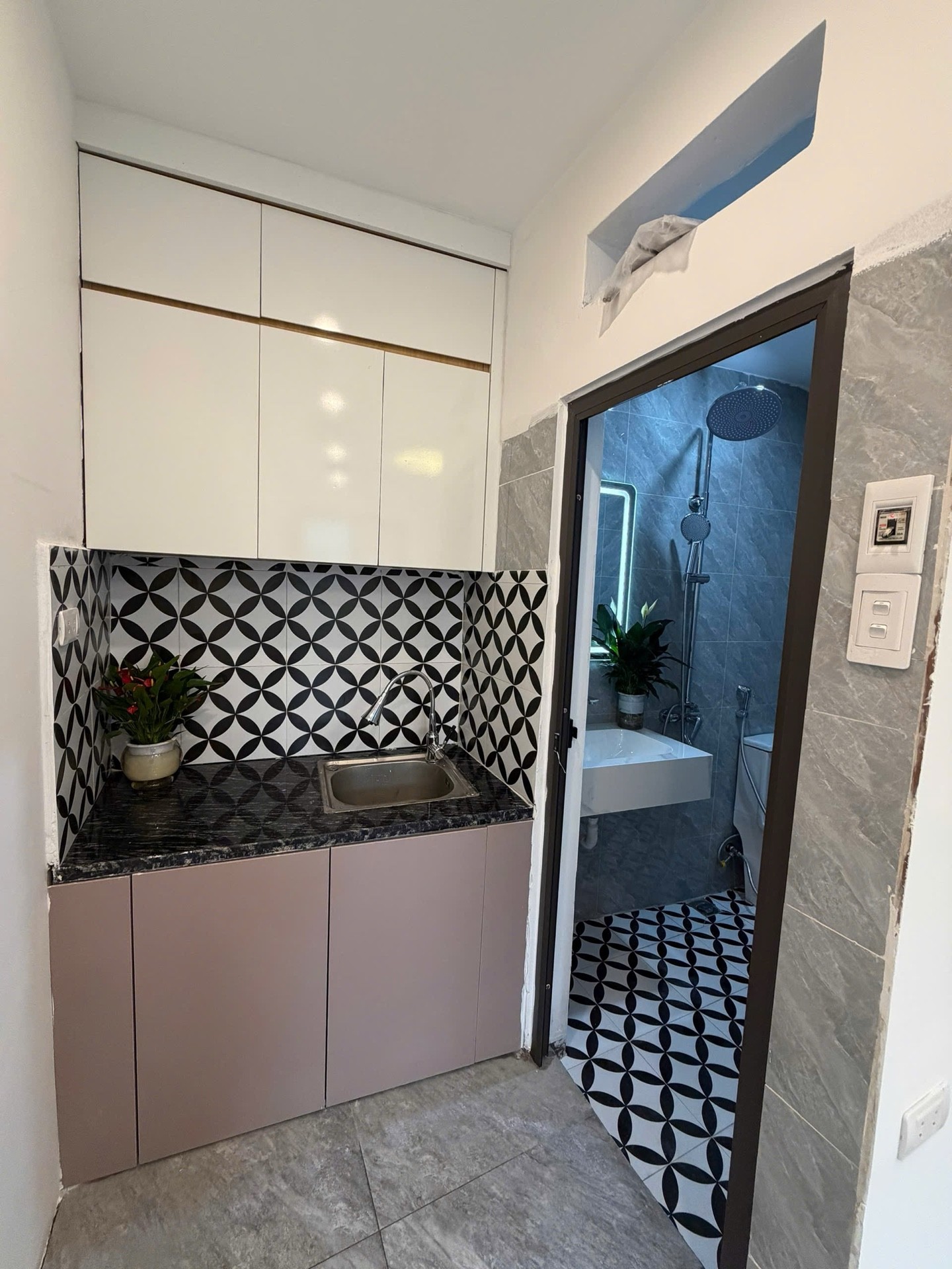 Bán nhà Lĩnh Nam - diện tích 20m2 2 tầng - Nhà đẹp, ở ngay - giá 1,45 tỷ