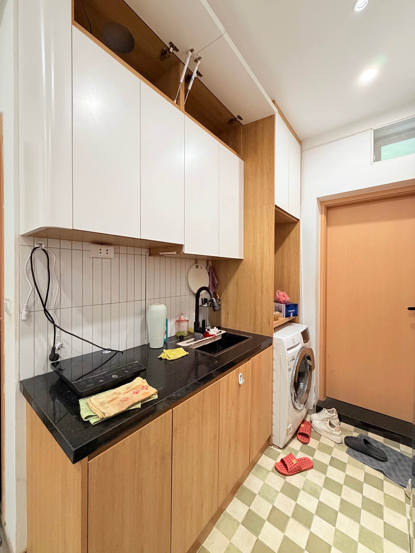 Bán nhà Nguyễn Khoái - diện tích 22m2 1 tầng - nhỏ tiền, nội thất đầy đủ - giá 3,25 tỷ