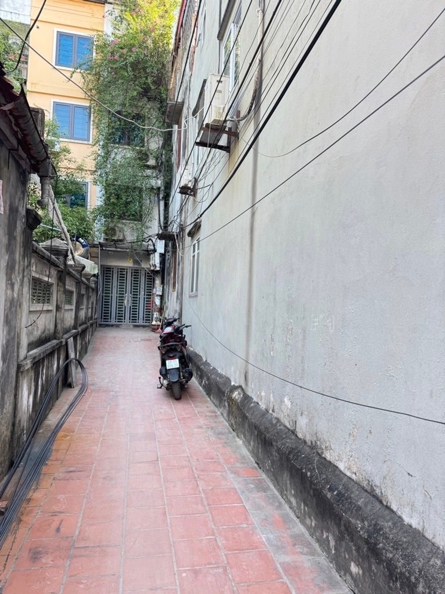 Bán nhà Kim Giang - diện tích 238m2 0 tầng - Mảnh đất hiếm - giá 14 tỷ