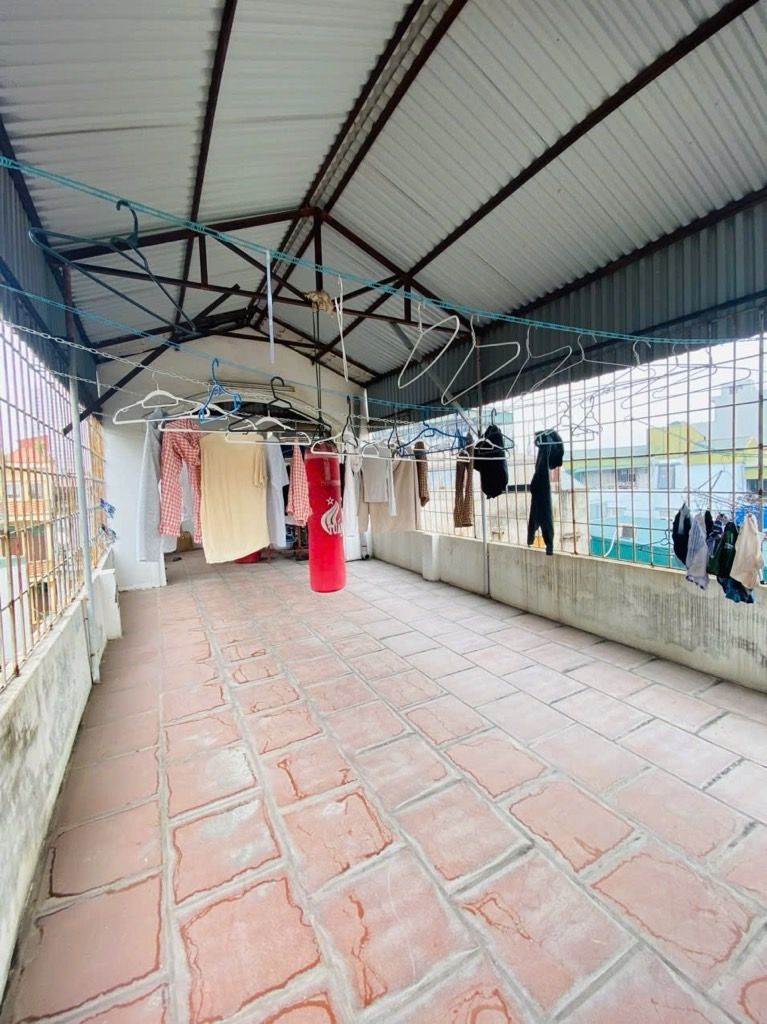 Bán nhà Tân Mai - diện tích 83m2 4 tầng - Ô tô đỗ cửa - giá 25 tỷ