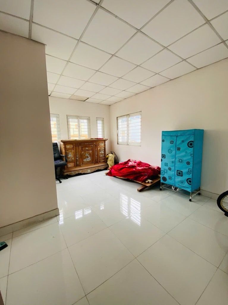 Bán nhà Tân Mai - diện tích 83m2 4 tầng - Ô tô đỗ cửa - giá 25 tỷ