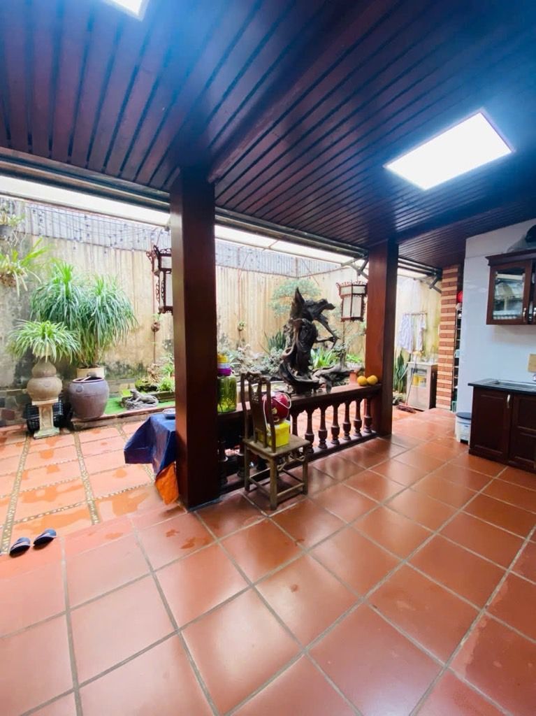 Bán nhà Tân Mai - diện tích 83m2 4 tầng - Ô tô đỗ cửa - giá 25 tỷ