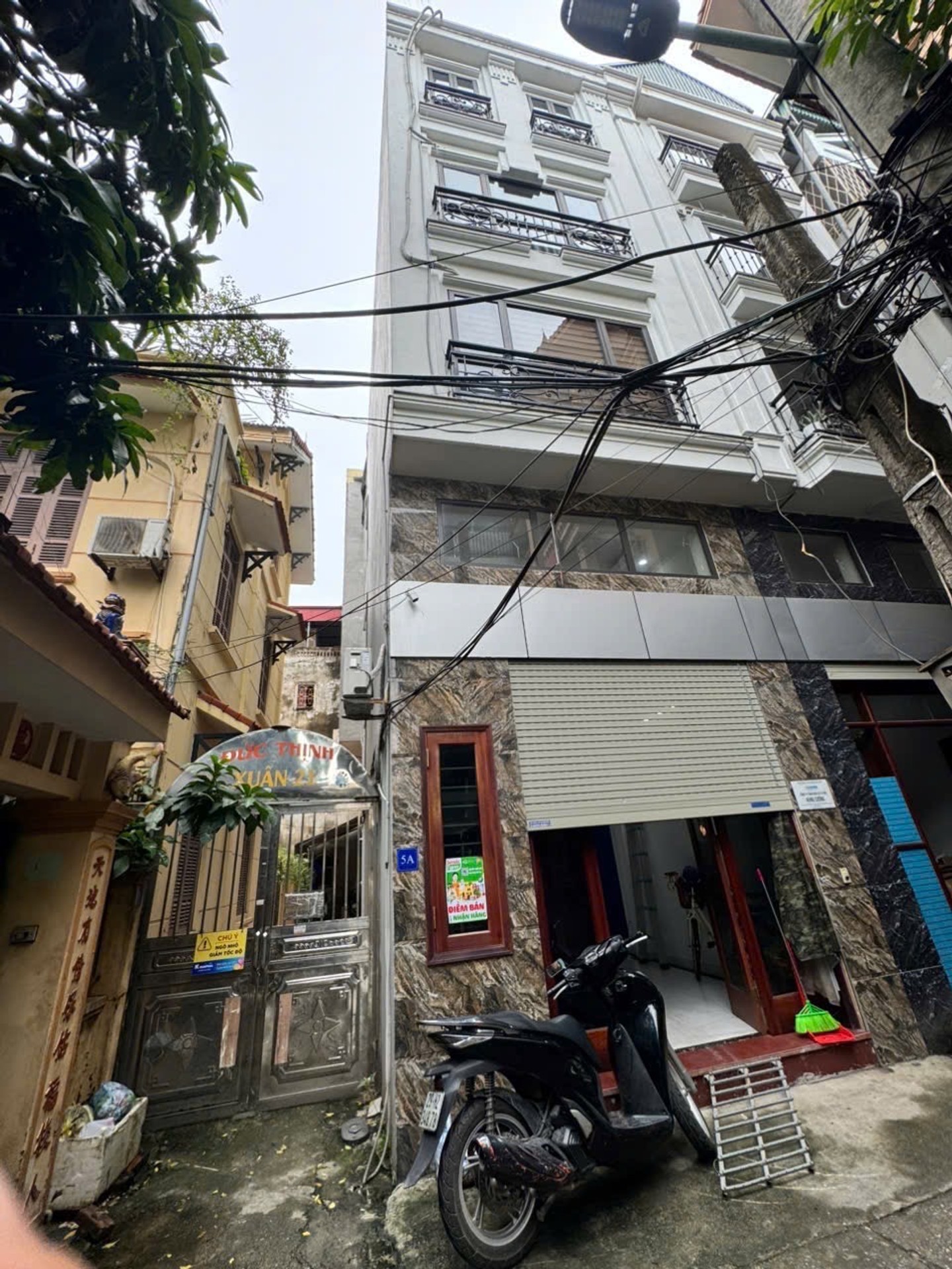 Bán nhà Bằng Liệt - diện tích 44m2 5 tầng - Lô góc 2 mặt thoáng - giá 9,68 tỷ