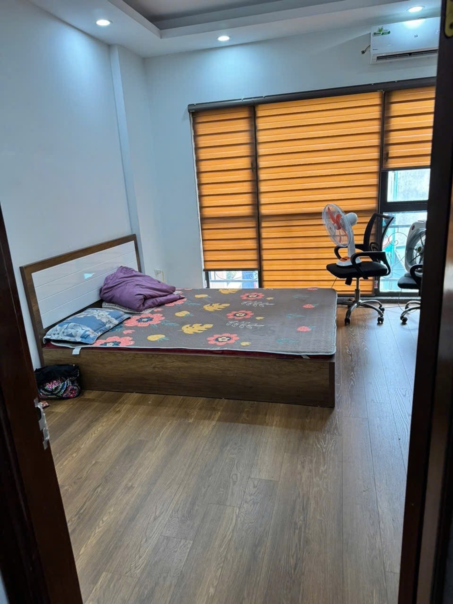 Bán nhà Bằng Liệt - diện tích 44m2 5 tầng - Lô góc 2 mặt thoáng - giá 9,68 tỷ