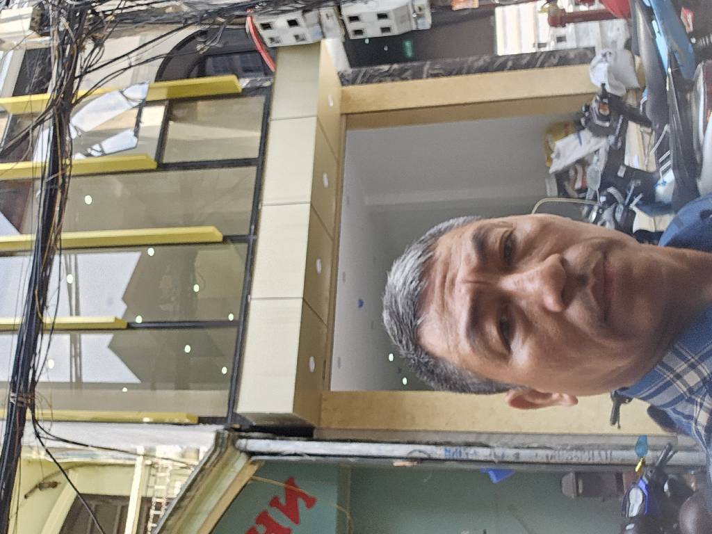 Bán nhà Cát Linh - diện tích 52m2 7 tầng - Mặt ngõ ô tô tránh - giá 26 tỷ