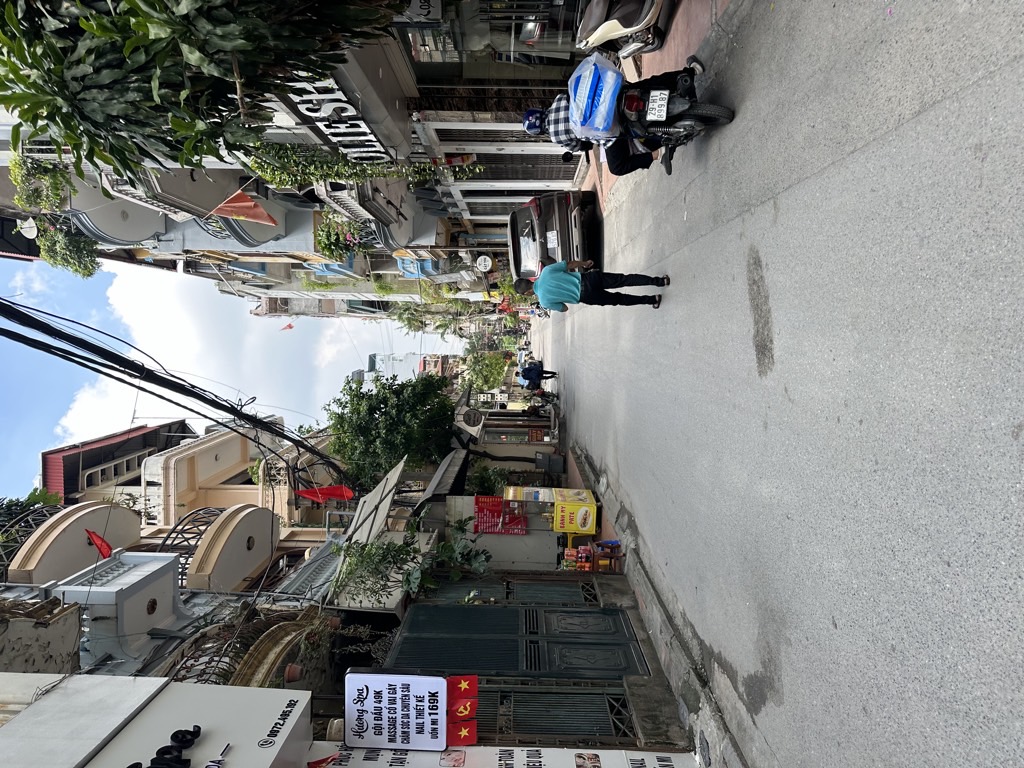 Bán nhà Đường Láng - diện tích 70m2 7 tầng - SIÊU PHẨM CCMN - giá 25,5 tỷ